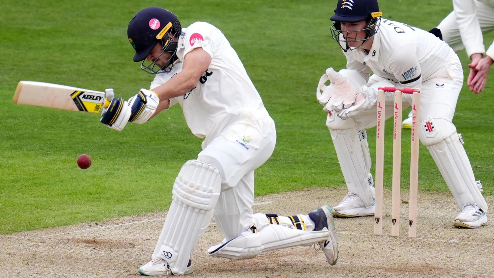Glamorgan ปลดล็อกชัยเหนือ Surrey ครั้งแรกในรอบ 40 ปี ศึก County Championship