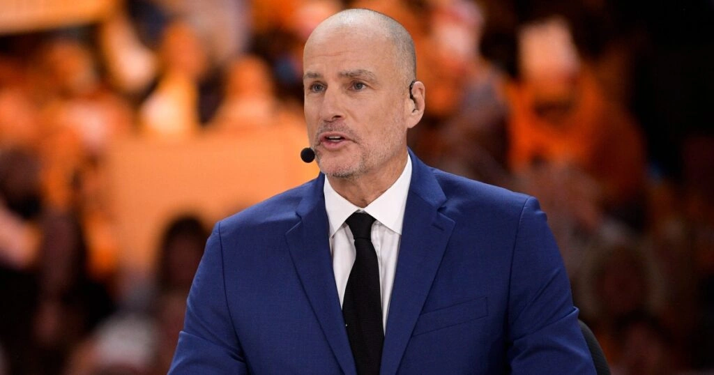 Jay Bilas ฟาดเดือด! ปกป้องค่าตัวนักยัดห่วงมหาลัย พร้อมตั้งคำถามถึงค่าจ้างโค้ชที่สูงลิ่วเกินจริง