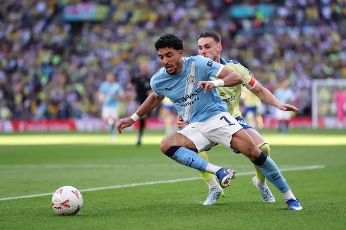 เงาที่ทอดยาวเหนือ Manchester City: เมื่อเหล่านักเตะต้องลุกขึ้นสู้ก่อนที่แสงสุดท้ายจะดับลง