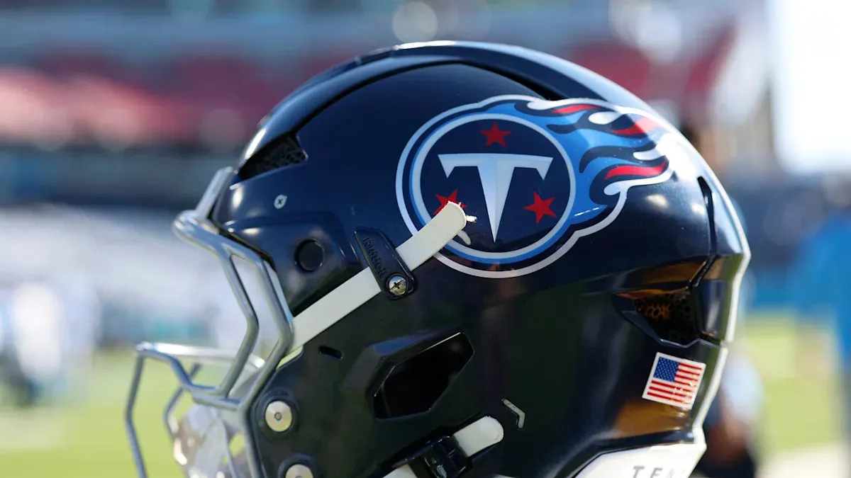 Tennessee Titans กวาดล้างบัญชีรายชื่อ: เมื่อความหวังถูกโยนทิ้งกลางสายฝน