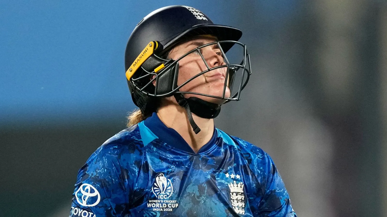 รอยร้าวในโครงสร้าง: Nat Sciver-Brunt กับการล่มสลายทางชีวกลศาสตร์ก่อนศึก New Zealand