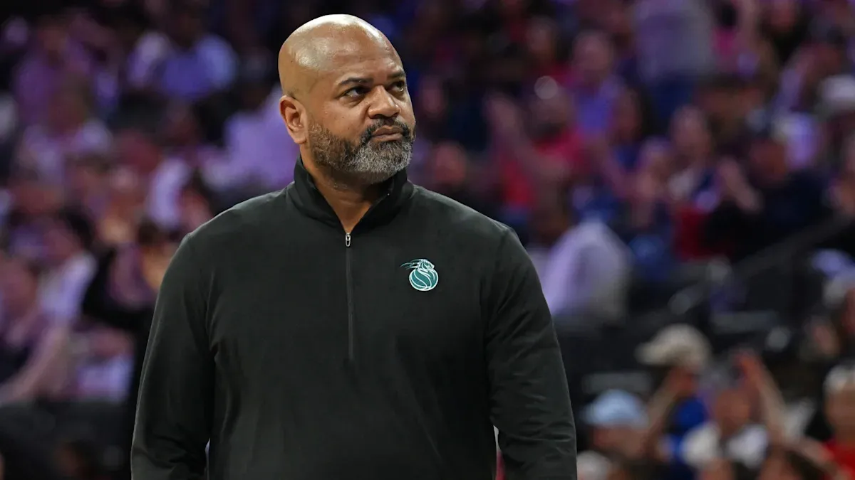 วิเคราะห์ความเสี่ยงที่คุ้มค่า: J.B. Bickerstaff กับรางวัล NBCA Coach of the Year ท่ามกลางตัวแปรที่ควบคุมไม่ได้