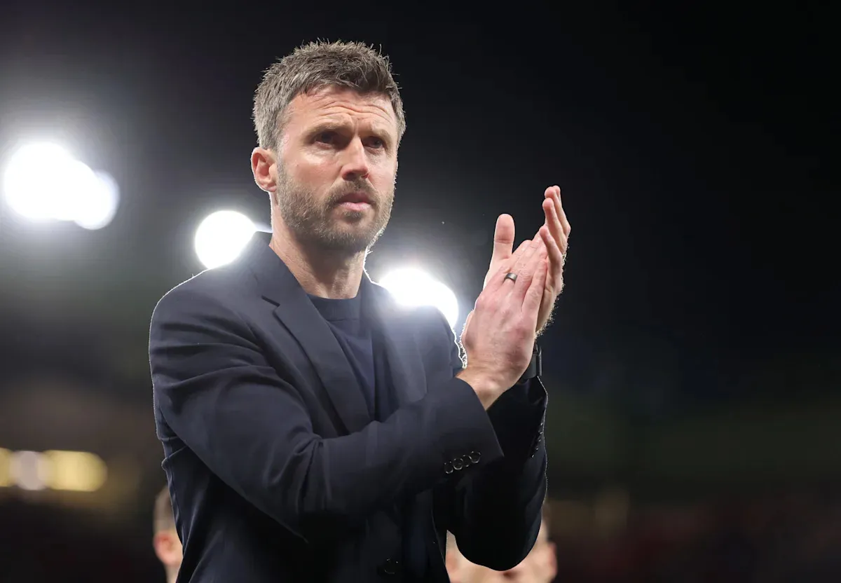 ยุทธศาสตร์แห่งความคุ้นเคย: Manchester United กับการเฟ้นหาจอมทัพผู้เจนจัดในสมรภูมิ Premier League