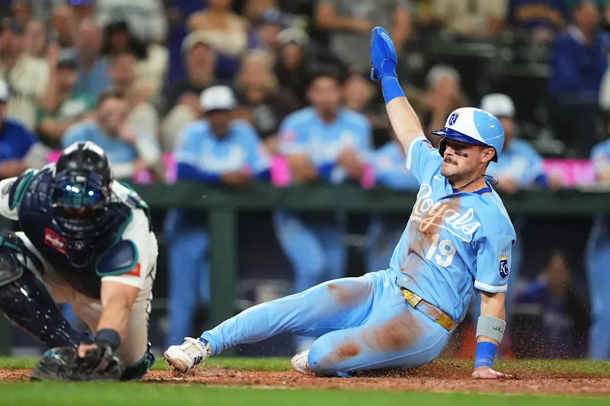 วิเคราะห์งบดุลชัยชนะ: Royals เฉือน Mariners 3-2 ท่ามกลางความผันผวนของสินทรัพย์ในอินนิ่งพิเศษ