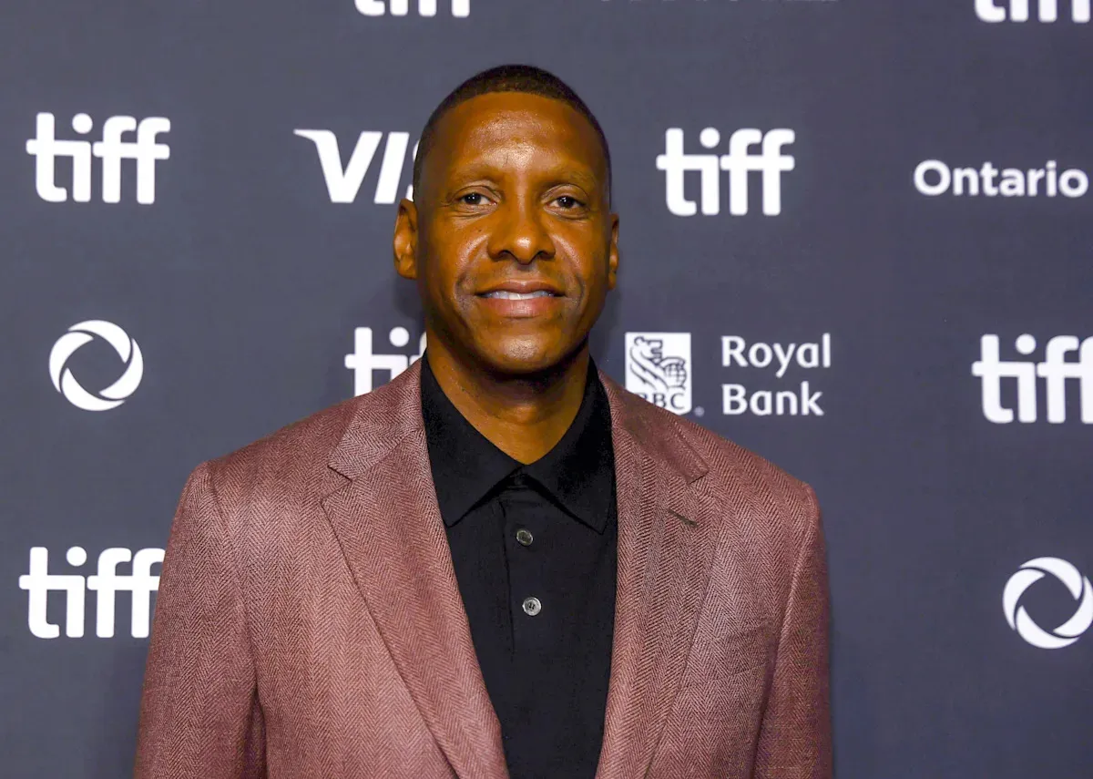 วิเคราะห์การเข้าควบคุมกิจการบาสเกตบอลของ Masai Ujiri ณ Dallas Mavericks: การบริหารความเสี่ยงในยุคหลังวิกฤตศรัทธา