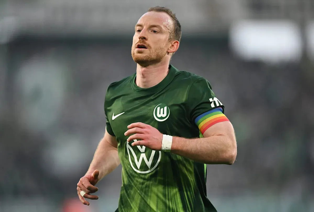 น้ำตาคลอเบ้า! Maximilian Arnold กัปตันหัวใจเหล็ก Wolfsburg ปล่อยโฮหลังฉลองนัดที่ 400 ด้วยชัยชนะที่รอคอยมาชาติเศษ