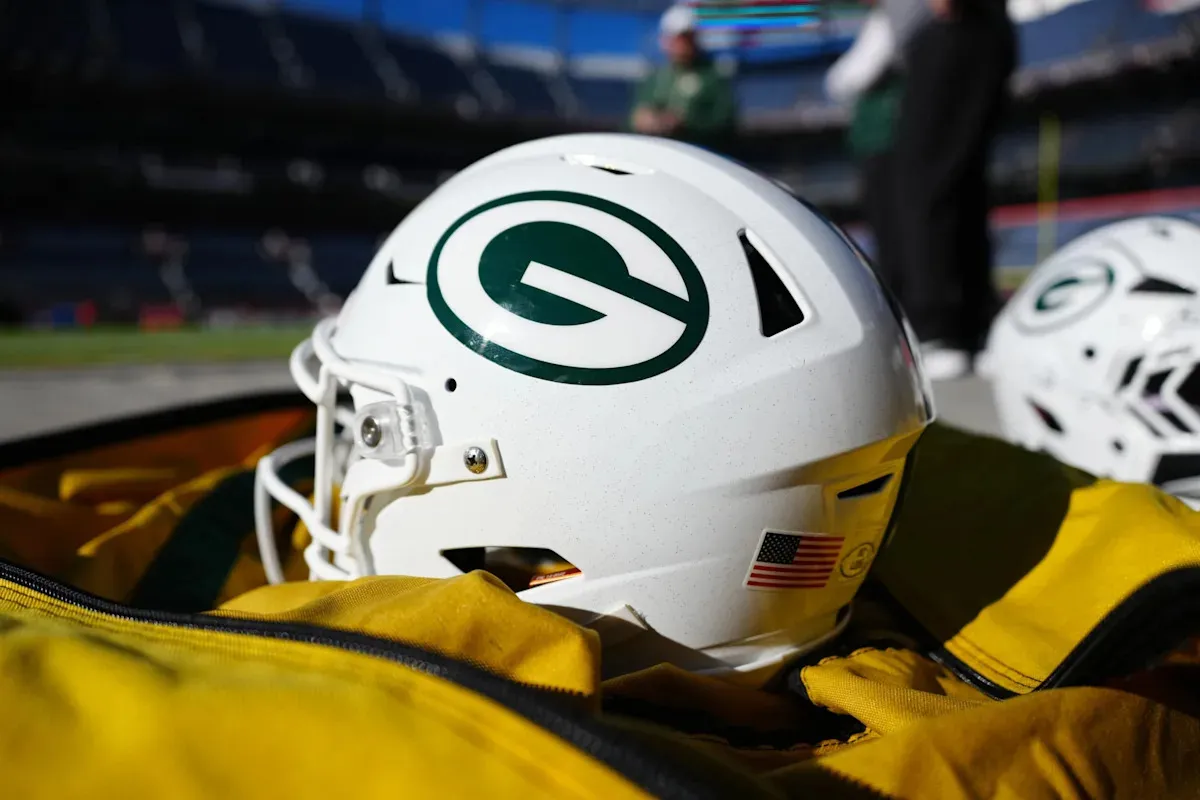 เสียงเตือนจากพงไพร: ทำไมเหล่าสาวก Green Bay Packers ถึงต้องกังวลต่อระบบนิเวศในแนวหลัง