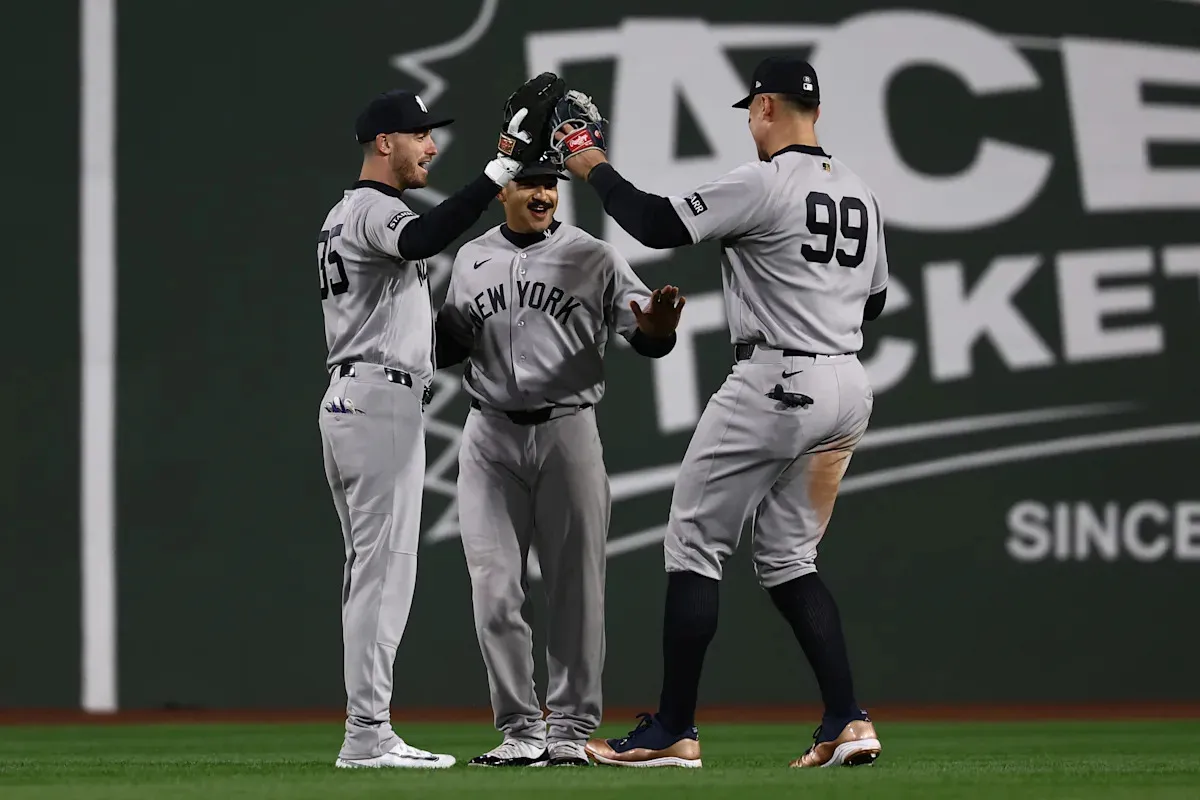 ปฐมบทแห่งสงครามศักดิ์สิทธิ์: เมื่อ New York Yankees ยาตราทัพบุกรัง Houston Astros ท่ามกลางไอระอุแห่งโชคชะตา