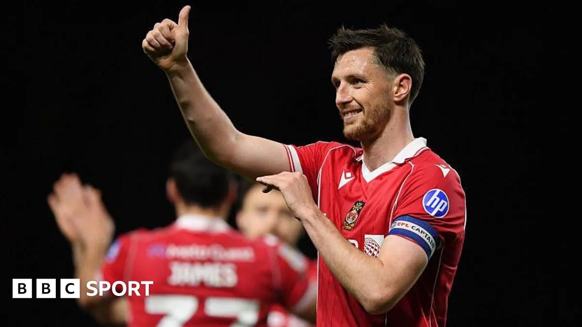 Wrexham ในเงาตะคุ่มของความหวัง: เมื่อความผ่อนคลายกลายเป็นอาวุธในสมรภูมิ Play-off