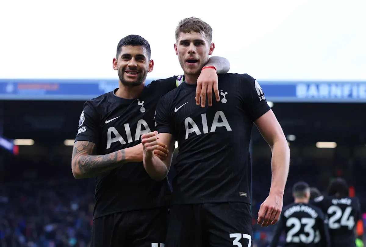 ของดีราคาถูก? Barcelona แอบดอดคุยเอเยนต์ตัวตึง Tottenham Hotspur หวังช้อนตอนตกชั้น!