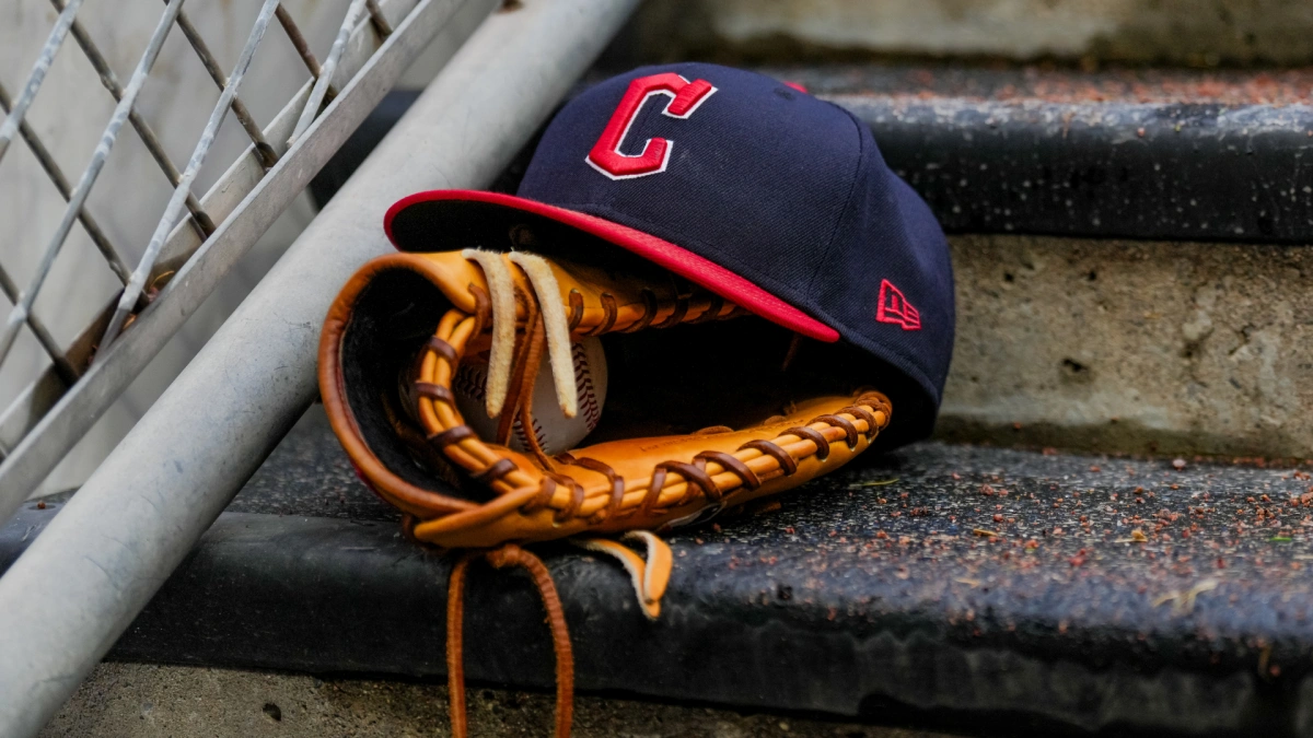 MLB สั่งแบนดาวรุ่ง Cleveland Guardians หลังพบการปลอมแปลงอายุและตัวตนสุดพิสดาร
