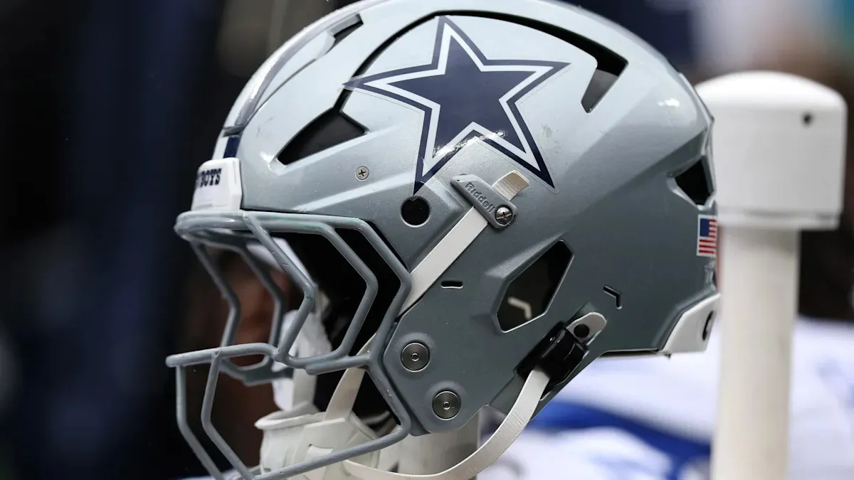 เมล็ดพันธุ์นอกตำรา: Dallas Cowboys ประกาศรับ 11 แข้งอิสระเข้าสู่เรือนเพาะชำ