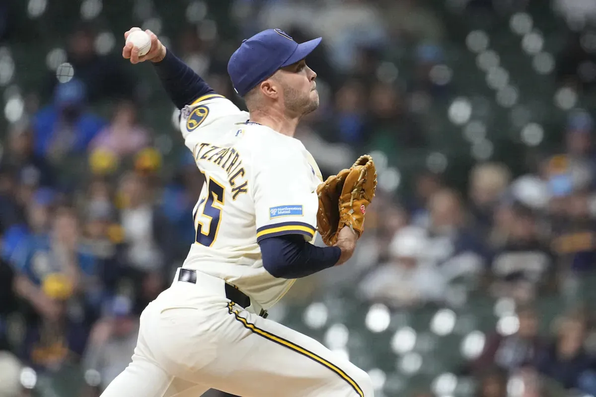 คราบเหงื่อและรอยร้าวที่ Miller Park: Brewers สิ้นฤทธิ์ ปล่อย D’Backs ขยี้คาบ้าน 6-2