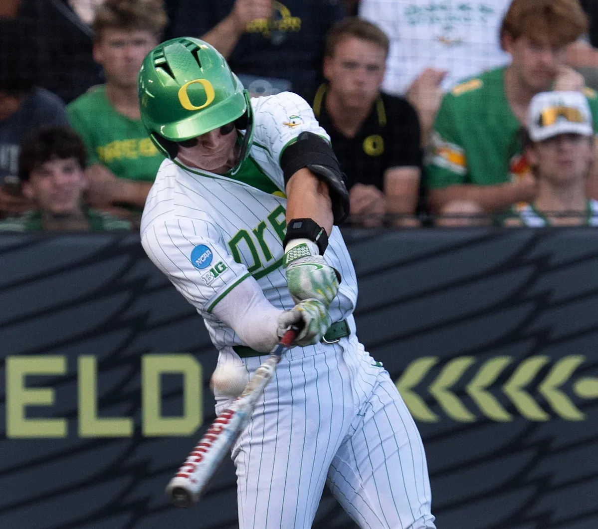 โศกนาฏกรรมแห่งสายลมและวงโคจรของดาวเคราะห์หนัง: Oregon Ducks บดขยี้ Illinois ภายใต้กฎแห่งความเมตตา