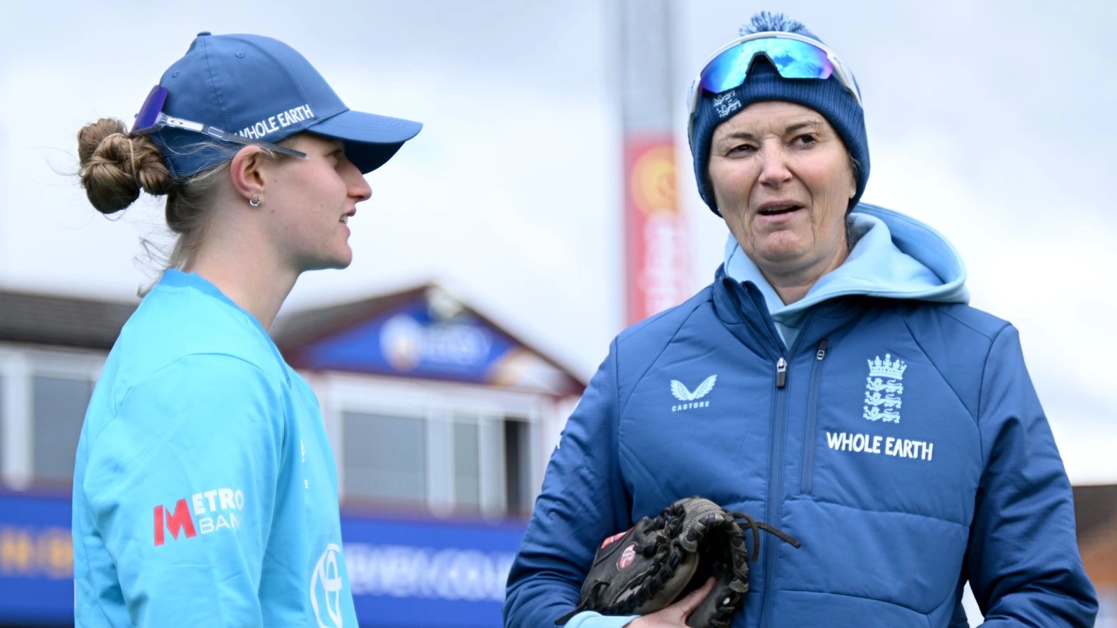 ความเสื่อมสลายของโครงสร้างที่ Northampton: เมื่อหยาดฝนกัดเซาะโอกาสของ England ในการปิดบัญชี New Zealand