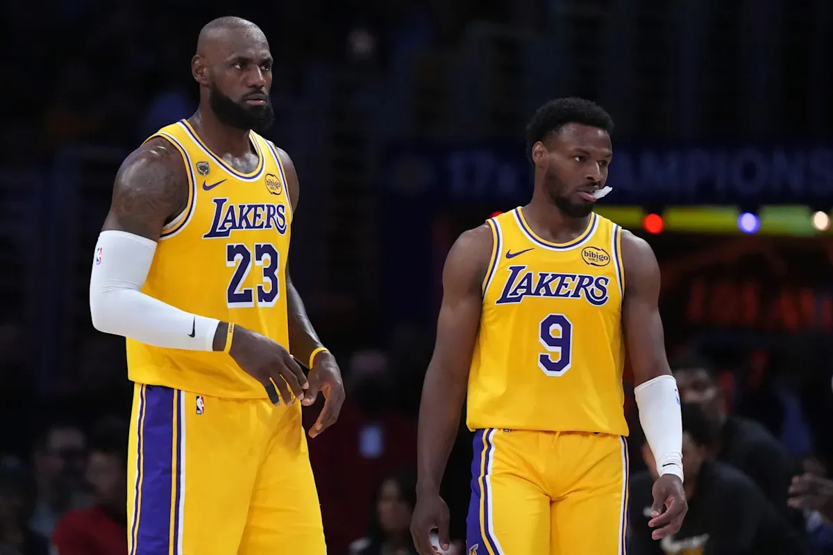 วิเคราะห์ความเสี่ยงเชิงชีวกลศาสตร์และมูลค่าทางสัญญา: เมื่อ LeBron James นิยามภาวะ 'เสียสติ' ในเกมเชือด Rockets