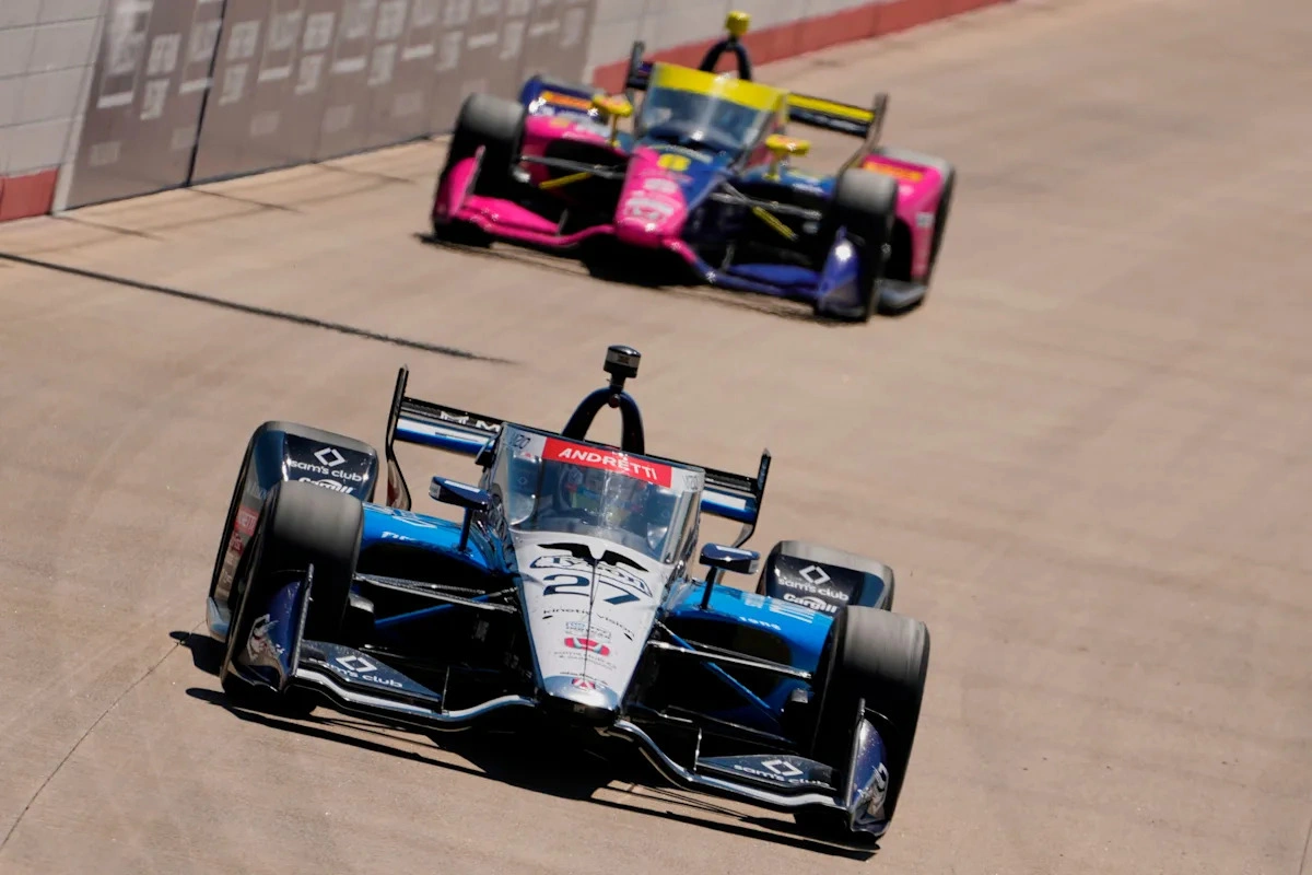 นาฏกรรมแห่งความเร็ว: Felix Rosenqvist และ Scott McLaughlin ทะยานสู่จุดสูงสุดใน Fast Friday ณ Indianapolis 500