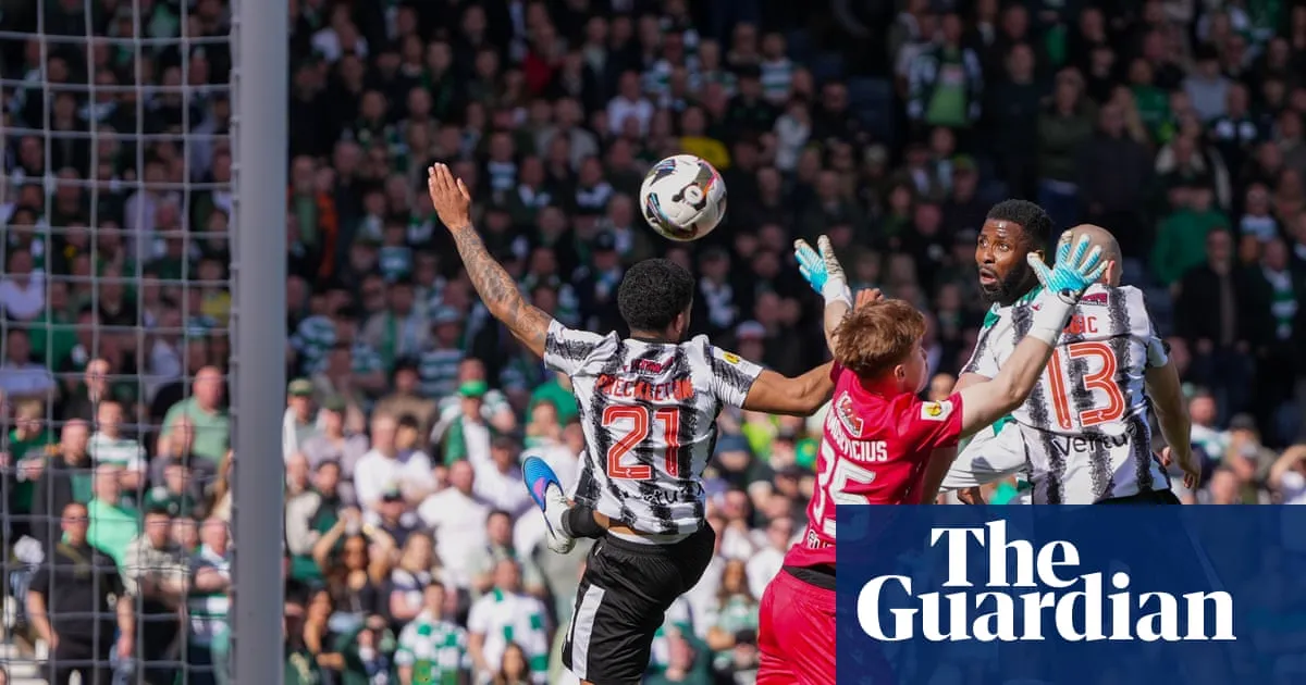 เงาอดีตที่ Hampden: Celtic บดขยี้ St Mirren ในช่วงต่อเวลา ท่ามกลางแสงโพล้เพล้ที่เหน็บหนาว