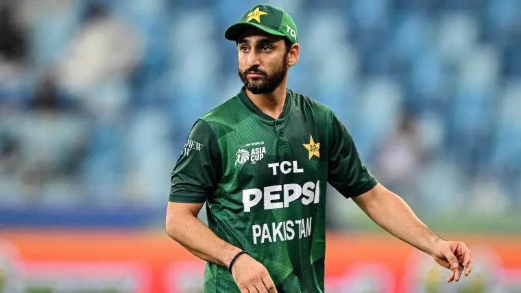 โศกนาฏกรรมหลังรอยแยก: Salman Ali Agha เปิดแผลเก่า ปมเมินสัมผัสมือใน Asia Cup 2025