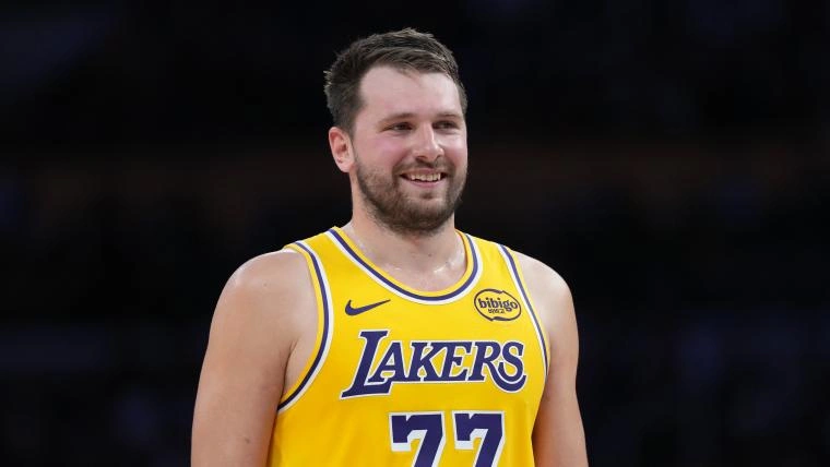 วิเคราะห์ความเสี่ยง: ข่าวลือ Lakers กับโมเดล Mavericks คือการลดภาระทางกลศาสตร์ของ Luka Doncic