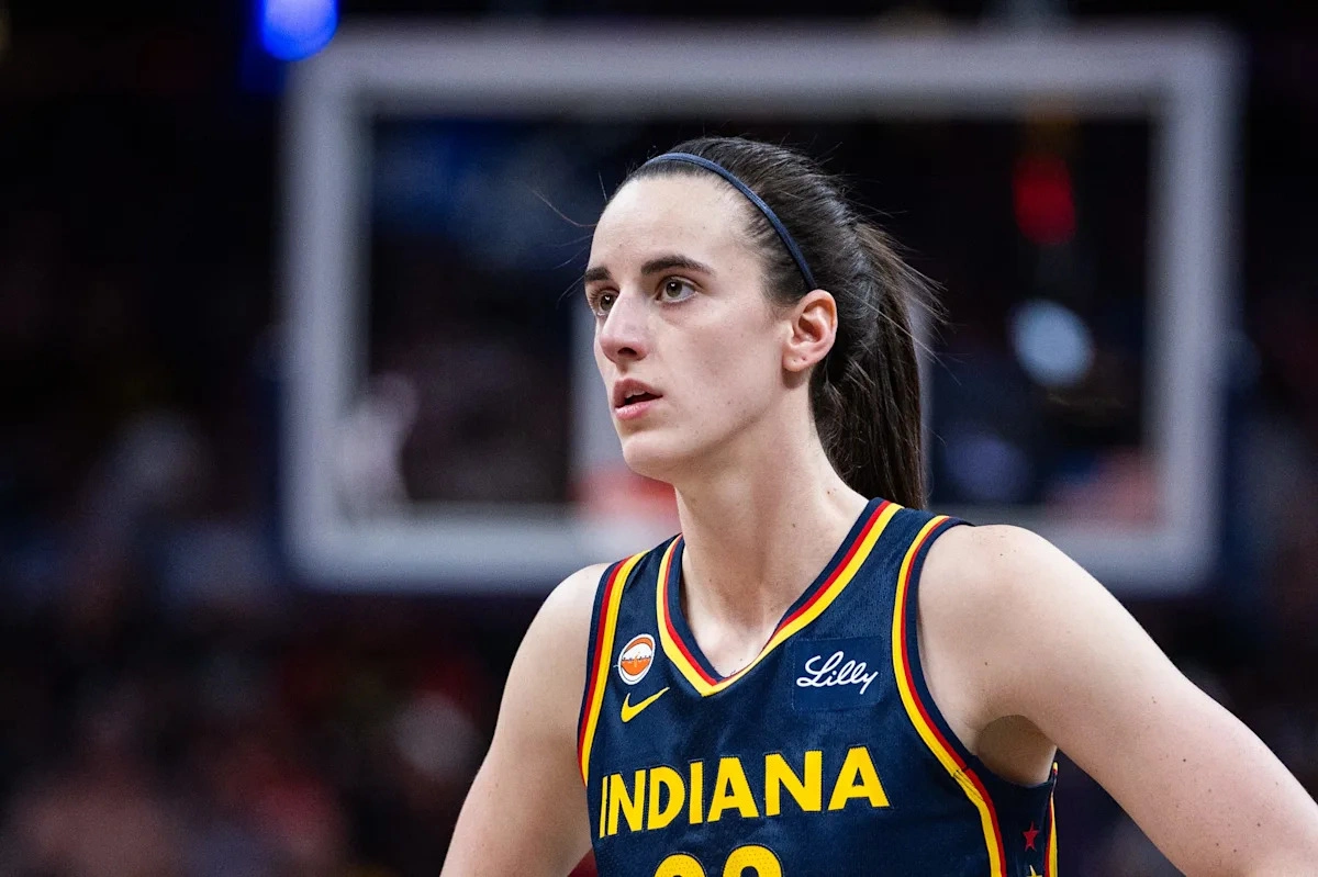 เงาในความมืด: เมื่อ Caitlin Clark หายไปจากกระดานวางแผน และเสียงครางฮือของแฟน Indiana Fever