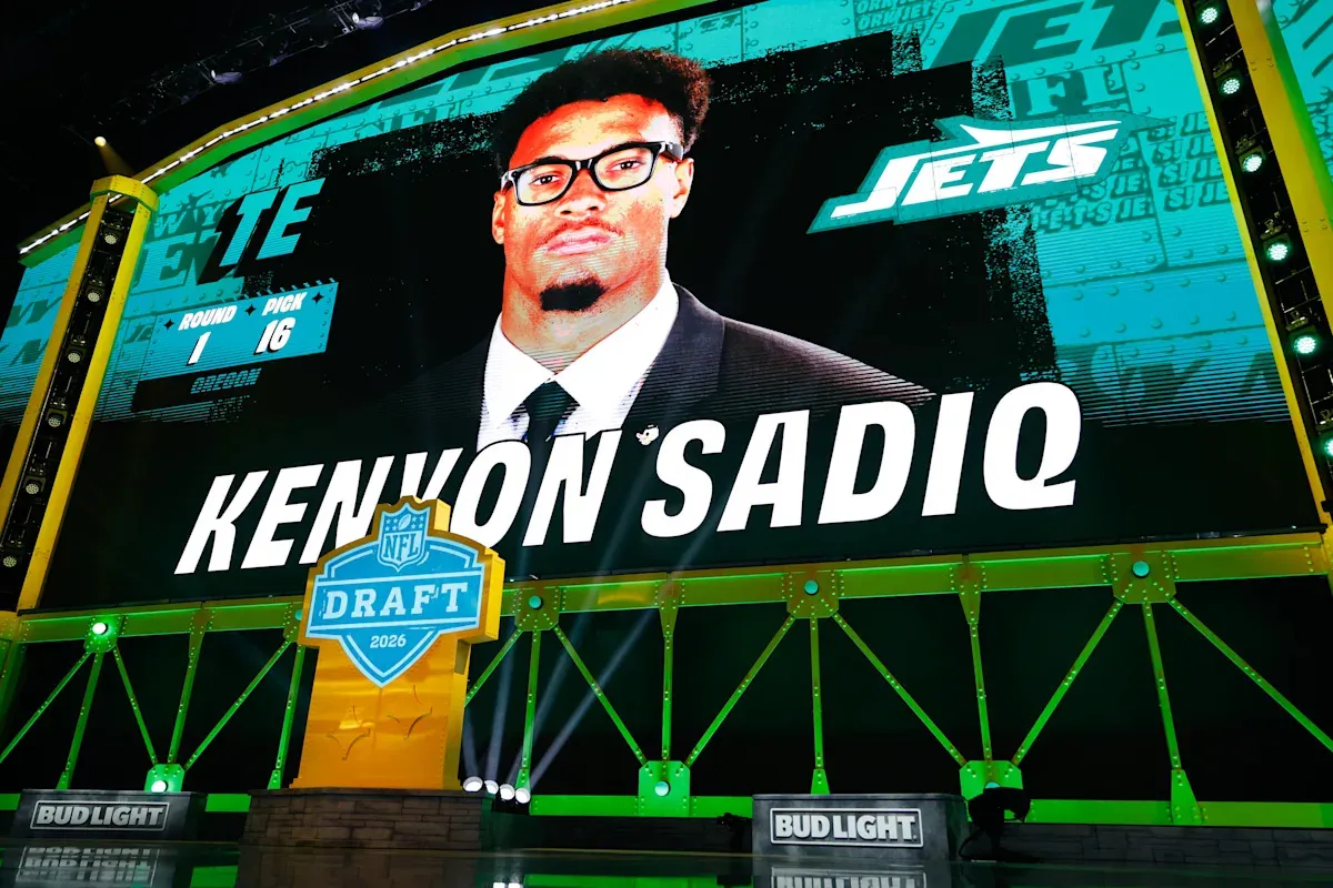 Fantasy Football: เมื่อ Jets และ Browns เดิมพันกับรุกกี้ชื่อดัง — หรือนี่จะเป็นหลุมศพของพรสวรรค์?
