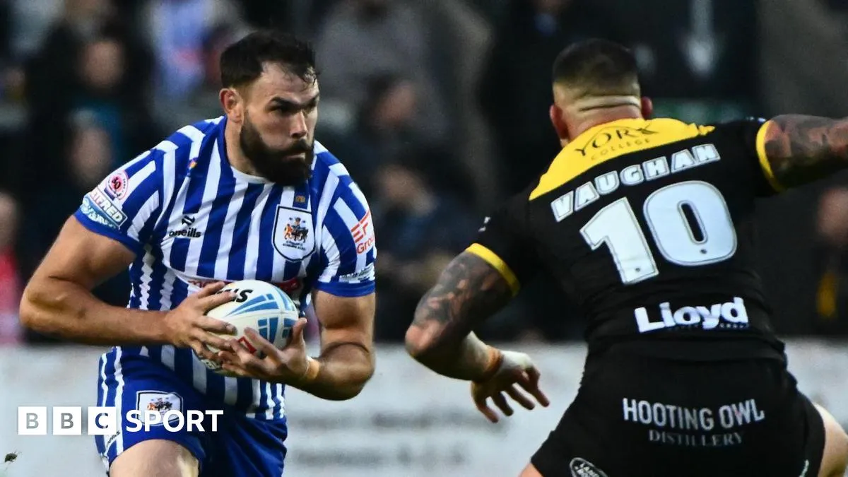 St Helens กำราบ York รักษาตำแหน่งกลุ่มผู้นำเคียงข้าง Leeds