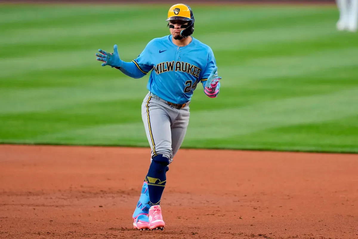 Contreras ร้อนระอุสี่ฮิตซ้อน และค่ำคืนที่เกือบไร้รอยด่างของ Brewers ในรัง Nationals