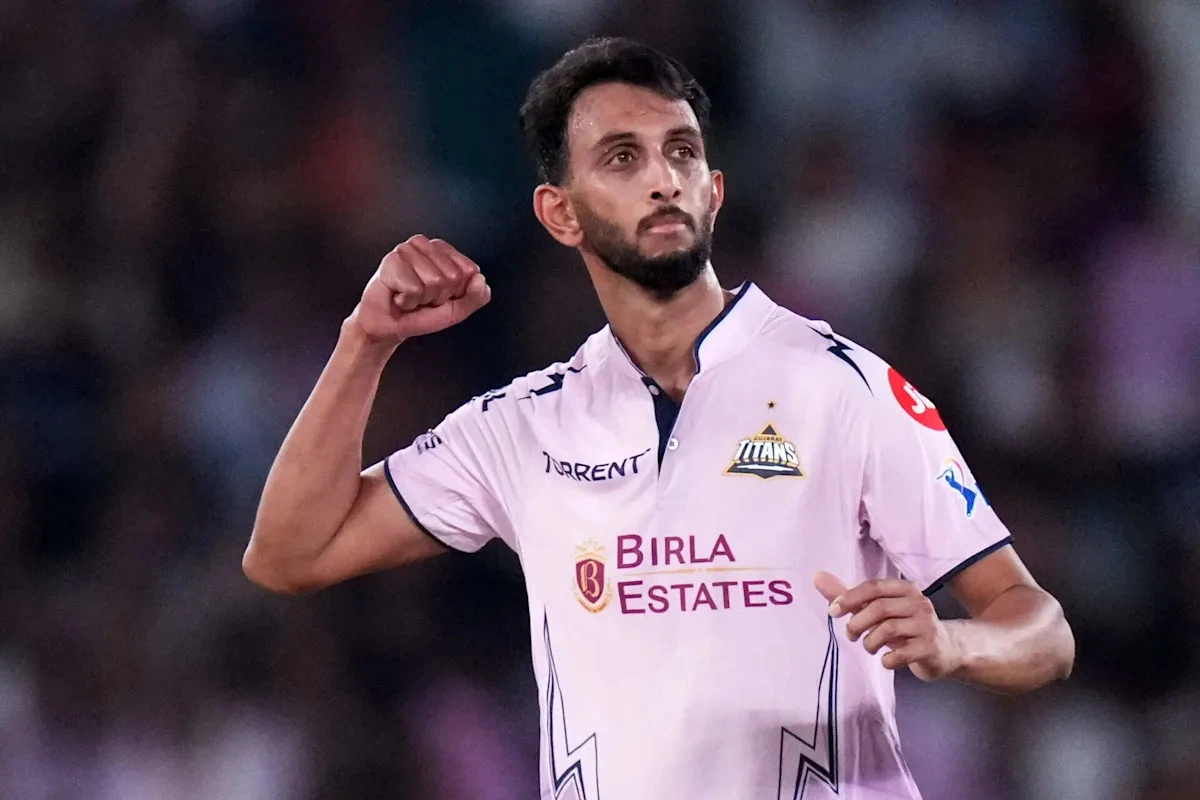 สูตรลับฉบับ ‘คนขยันตอก’: เมื่อ Gujarat Titans ใช้ลูกสั้นขยันหยอดสยบทั้งลีก!