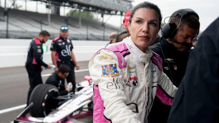โศกนาฏกรรมแห่งความเร็ว 1,100 ไมล์: Katherine Legge กับการท้าทาย 'The Double' ตามรอยตำนาน Tony Stewart
