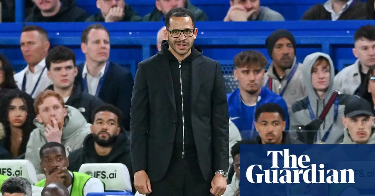 วิบากกรรมแห่ง Stamford Bridge: Liam Rosenior ยอมรับ Chelsea เผชิญขุนเขาอันสูงชันหลังพ่ายปีศาจแดง