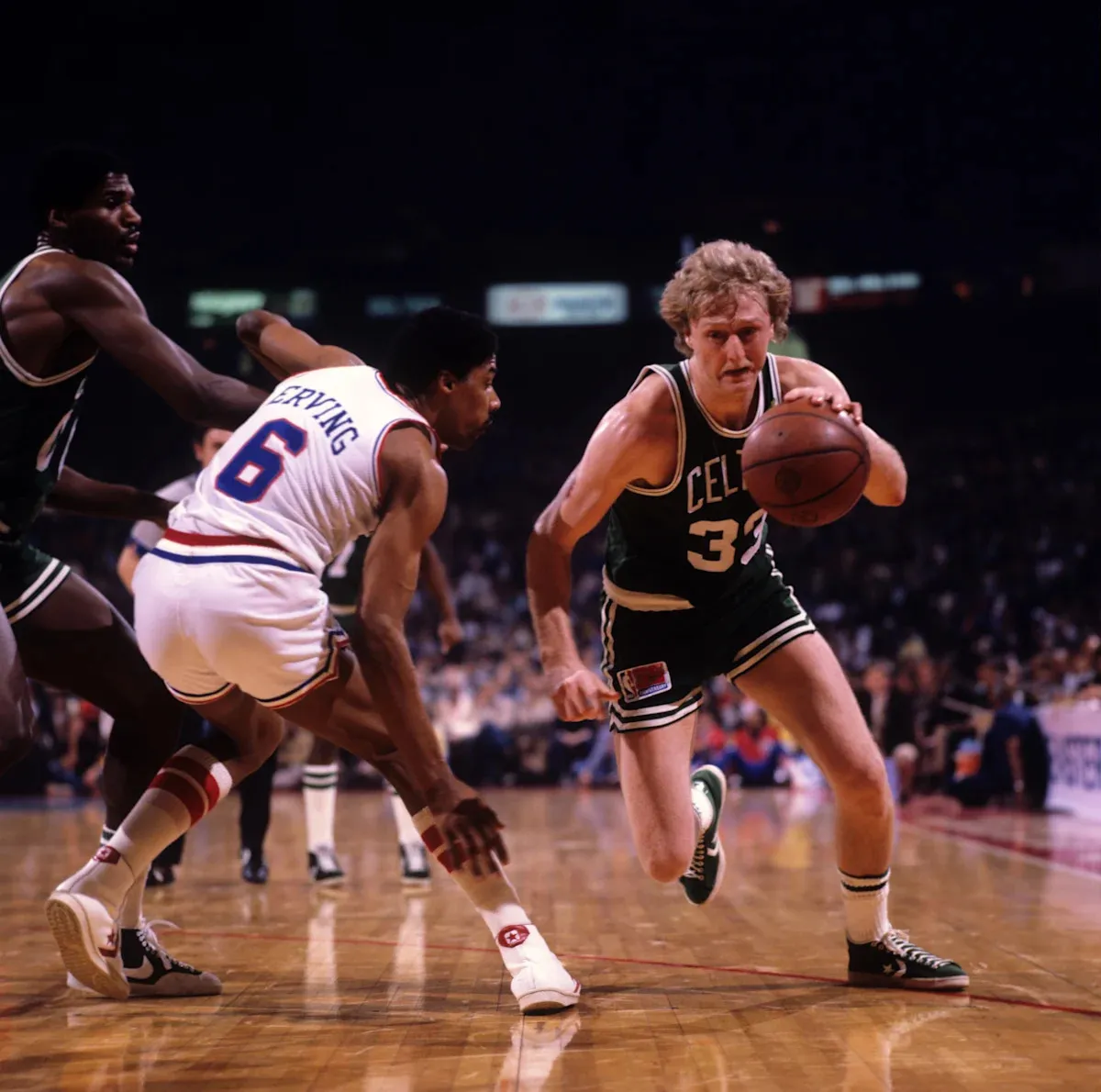 ทองคำบน YouTube: Larry Bird ยังจะครองโลก NBA ในยุคนี้ได้อยู่ไหม?