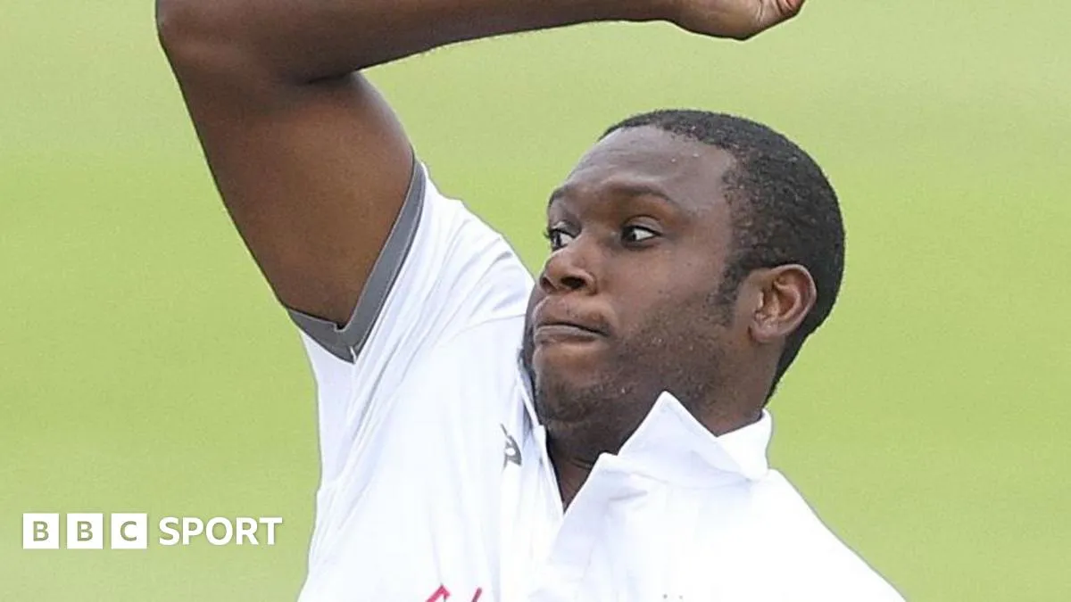 มหากาพย์แห่ง Edgbaston: Keith Barker คืนถิ่นร่ายมนตร์ทำลายล้าง Essex