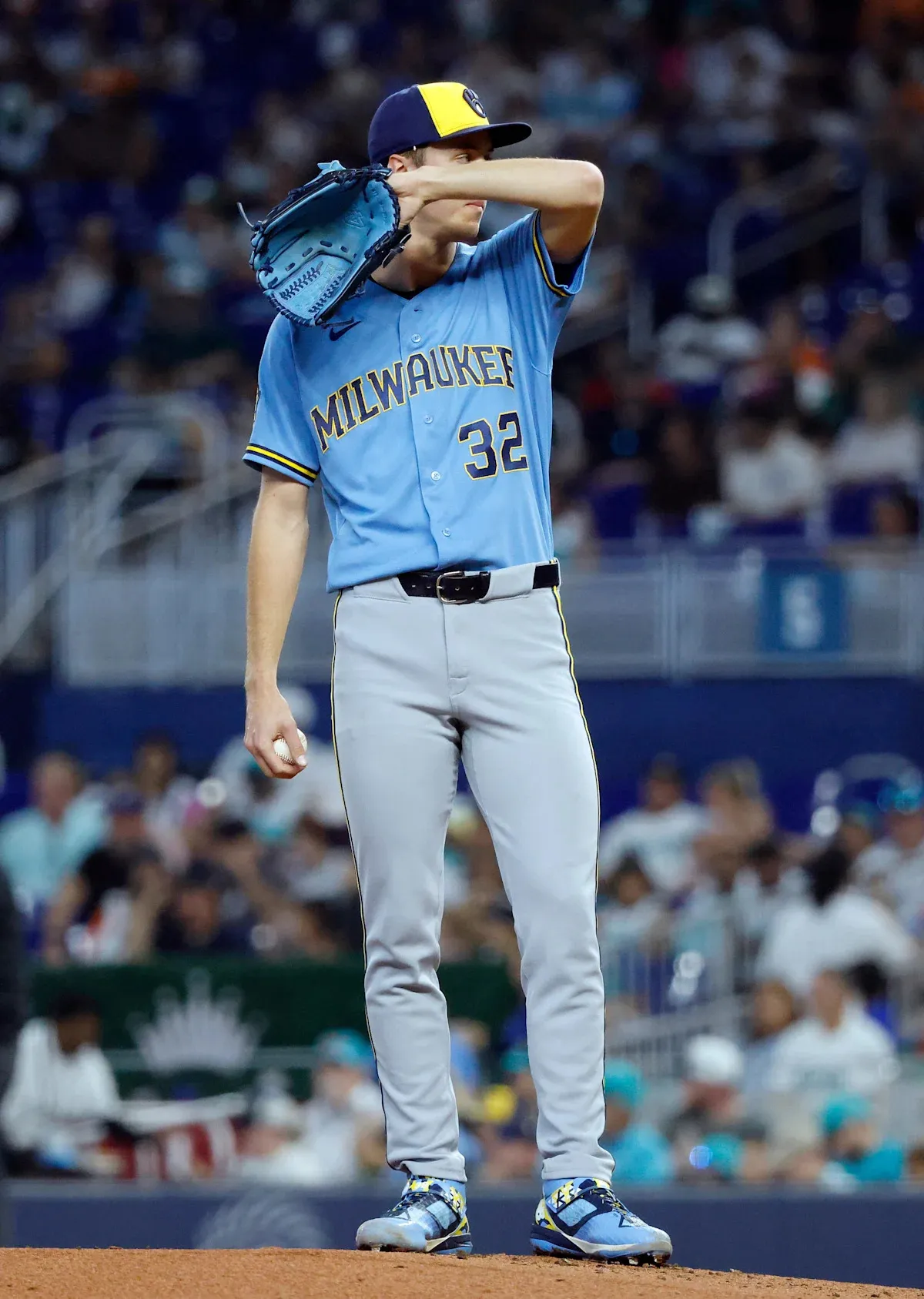 โศกนาฏกรรมแห่งความเร็ว: เมื่อสุริยเทพ Eury Pérez แผดเผาความหวังของ Milwaukee Brewers จนมอดไหม้