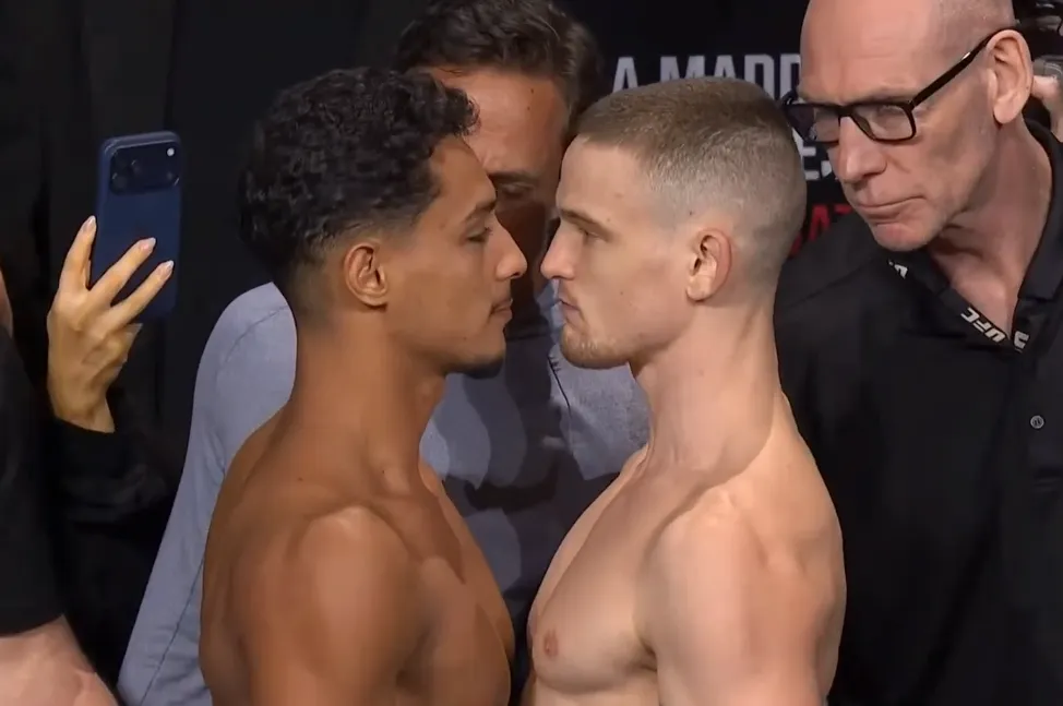 เจาะลึกแทคติก Marwan Rahiki vs. Ollie Schmid: วิเคราะห์ความได้เปรียบเชิงระบบใน UFC Fight Night 275