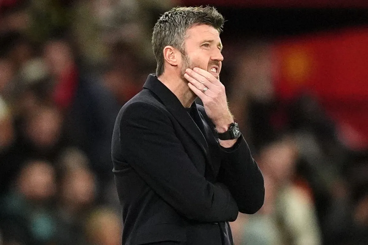 Michael Carrick ของขึ้น! จวกยับผู้ตัดสินทำพิษ Manchester United แนวรับพิการก่อนบุกถ้ำ Chelsea