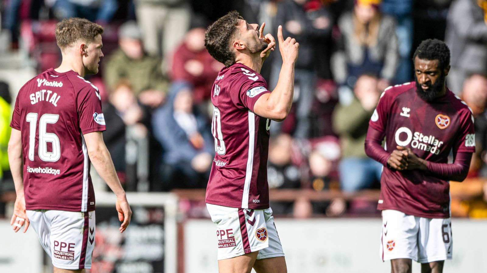 Hearts แซง Motherwell แบบมี VAR ช่วย! จ่าฝูงลีกสกอตฯ ยังเหนียว