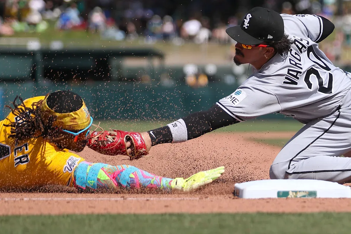 โศกนาฏกรรมแห่งความเมตตา: เมื่อเหล่าขว้างลูกของ White Sox และ A’s ต่างหยิบยื่นชัยชนะให้แก่กัน ณ สมรภูมิที่ไร้ผู้ชนะ