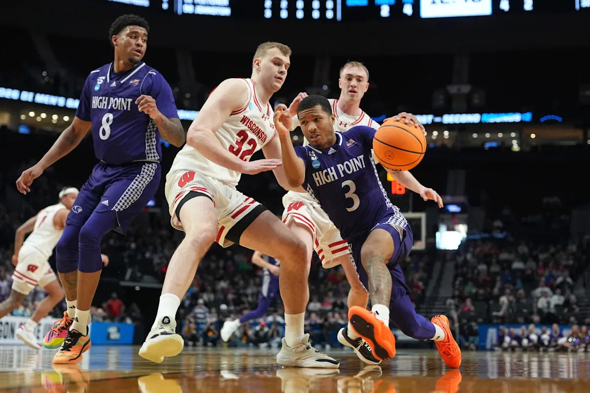 เส้นทางใหม่ในดินแดน SEC: เมื่อขุนพลร่างยักษ์ของ Wisconsin Badgers ตัดสินใจอำลาทีม