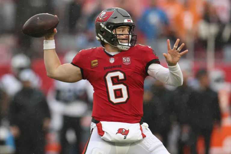 สถาปัตยกรรมแห่งพันธสัญญา: 5 ขุนพล NFL กับสัญญาที่กำลังจะมอดไหม้ก่อนรุ่งอรุณแห่ง Training Camp