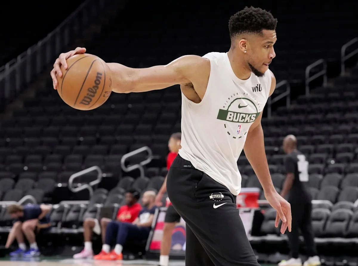 ท่ามกลางพายุแห่งความไม่แน่นอน: Giannis Antetokounmpo กับการขังตัวเองในยิมเพื่อรอวันทวงคืนความยิ่งใหญ่