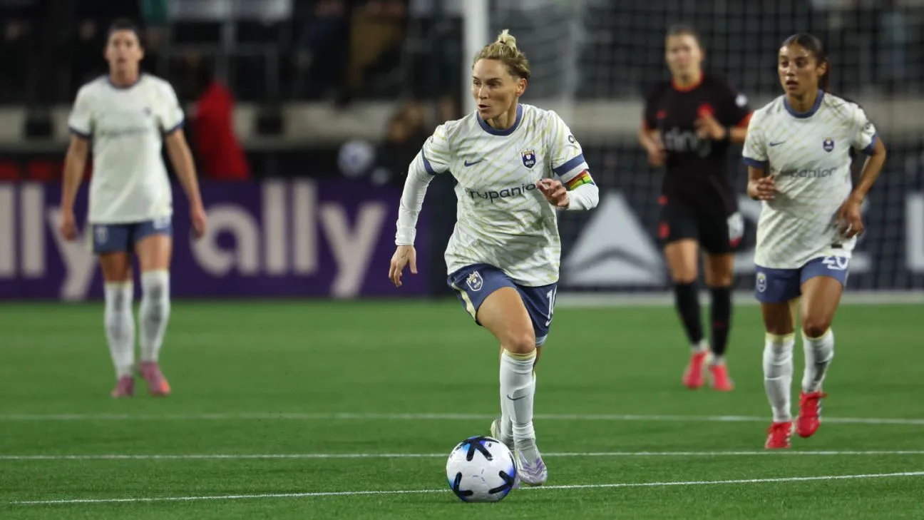 การผลัดใบครั้งสุดท้ายของ Jess Fishlock: เมื่อพฤกษาเฒ่าแห่ง Seattle Reign เตรียมคืนสู่ผืนดินในปี 2026