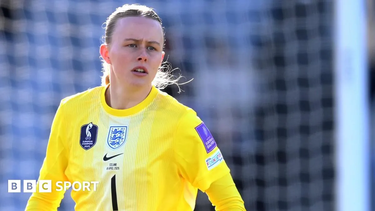 Hampton แบกหลังแอ่น! เมื่อ Lionesses เกือบขิตแต่ได้ถุงมือทองคำช่วยชีวิตที่ Iceland