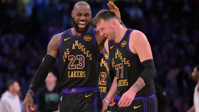 เงาที่ขาดหายของราชาปีศาจ: LeBron James ยอมรับความจริงอันเจ็บปวดเมื่อ Lakers ไร้เงา Luka Doncic