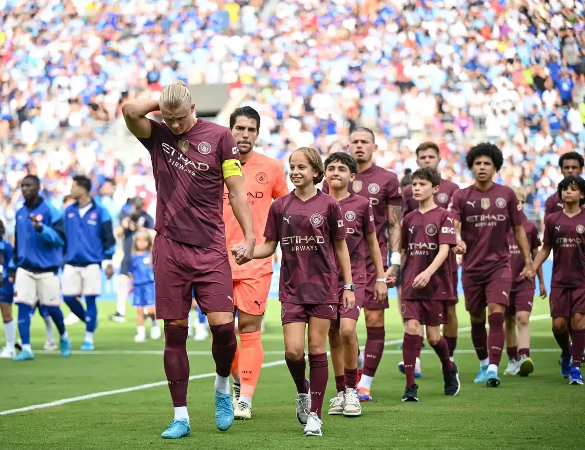 เตรียมกางแผนทัวร์ 2026/27 ของ Manchester City: เมื่อสงครามและบอลโลกทำเอา Pep Guardiola ปวดตับ!