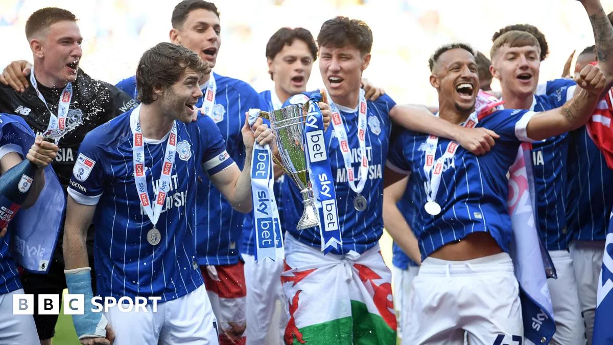 Cardiff ฉลองเลื่อนชั้นแบบฉ่ำๆ พร้อมประกาศกร้าว: เป้าหมายต่อไปคือ Premier League!