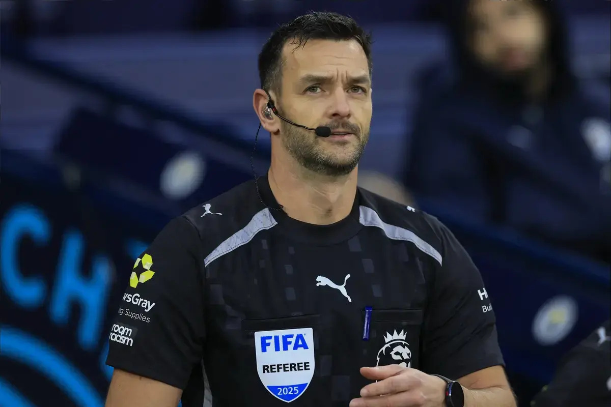 เปิดโผท่านเปา! Andy Madley เตรียมลงสนามคุมเกมชี้ชะตา Burnley ปะทะ Manchester City
