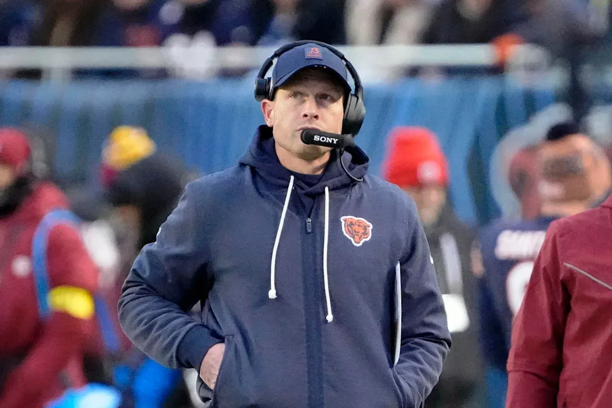 Chicago Bears กับการขุดสมบัติในกองขยะ: เดิมพันครั้งใหม่กับ Jordan Van Den Berg