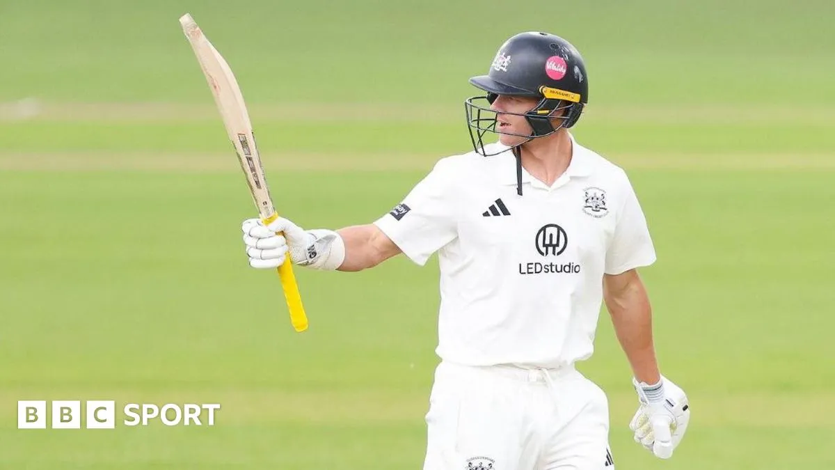 มหากาพย์ที่ Bristol: Charlesworth ร่ายมนต์ก่อน Taylor จะสวมบทเพชฌฆาตหกวิกเก็ต