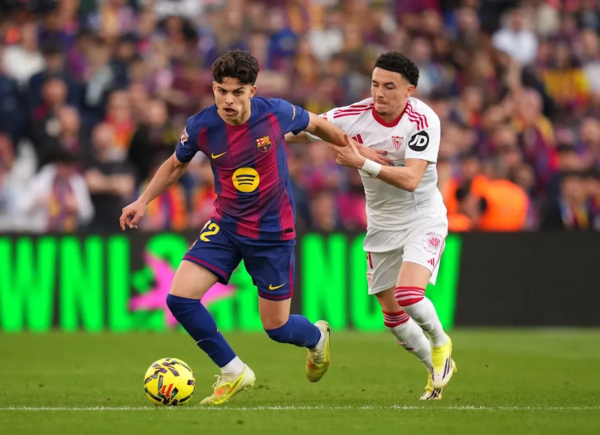น้า Flick เตรียมปั้นเด็กต่อ! ล็อกเป้า 2 ดาวรุ่ง La Masia ขึ้นชุดใหญ่ซีซั่นหน้าแบบสับๆ